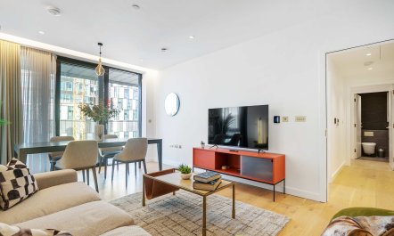 A Contemporary Touch 3