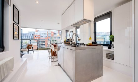 The Central Penthouse 6