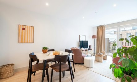 Gateway to Colindale 5