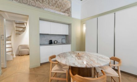 Florentine Getaway 1