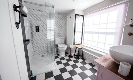 The Winding Hamlet 7