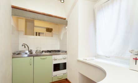 Florentine Fine 4