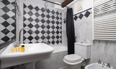 Central Florence Retreat 7