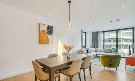 The King's Cross Crown