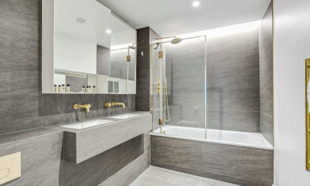 The King's Cross Crown 9