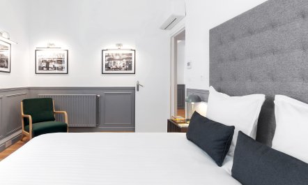 The Paris Pied-&agrave;-Terre 8