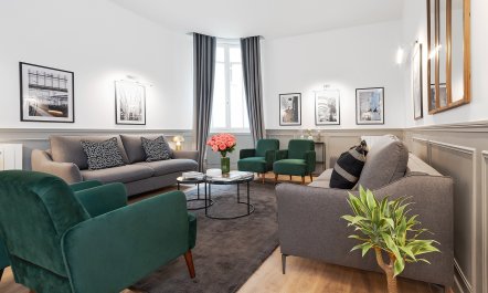 The Paris Pied-&agrave;-Terre