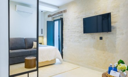 The Polished Jewel 8