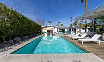 Vivid Hills Retreat 8