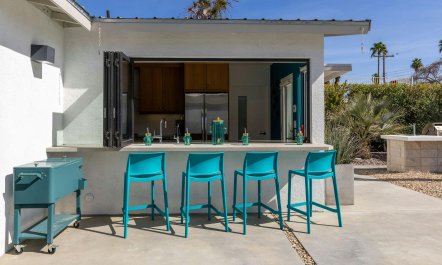 Vivid Hills Retreat 9