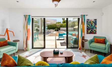 Vivid Hills Retreat 1