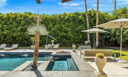 Desert Rose Garden 4