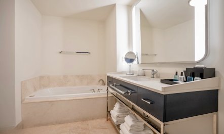 Ocean Breezes & Views 5