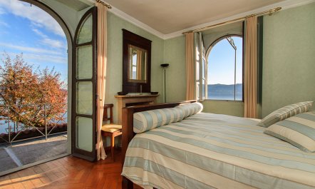 The Painted Window 9