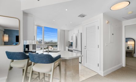 Drifting on the Ocean 4