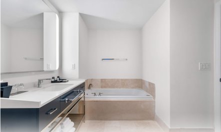 Beachfront Horizon 9