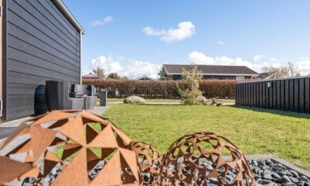 'Aaran' - 700m from the sea 3