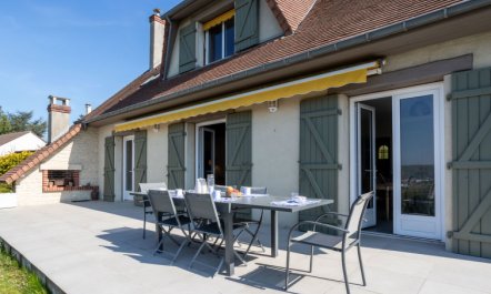 Les Jonquilles Holiday Home 2