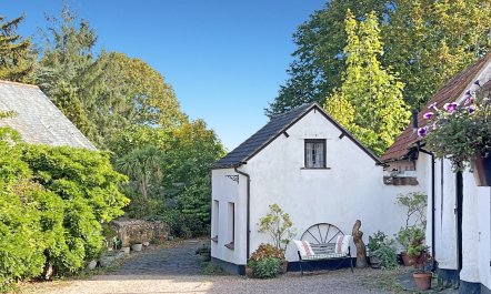 Stables Cottage, Ellicombe 2