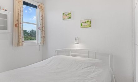 'Benthe' - 100m to the fjord 6