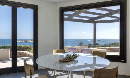 Beachfront Paradise 6