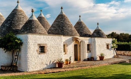 White Village Escape 2