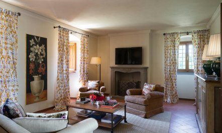 In the Tuscan Hills 6