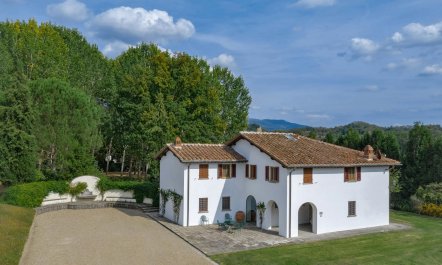 In the Tuscan Hills 5