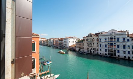 The Majestic Canal 1