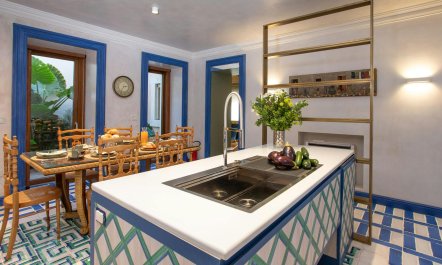 The Mirrors of Noto 6