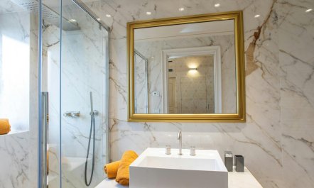 The Mirrors of Noto 9