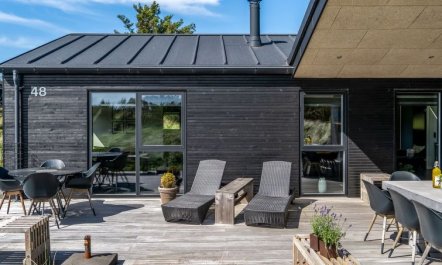 'Eriksine' - 750m from the sea 7