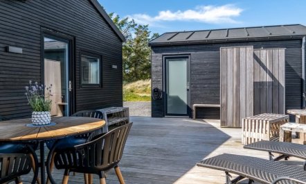 'Eriksine' - 750m from the sea 6