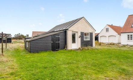 'Sylvana' - 75m from the sea