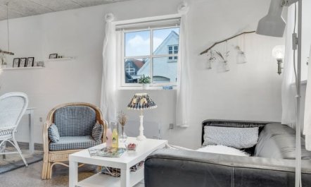 'Sylvana' - 75m from the sea 1