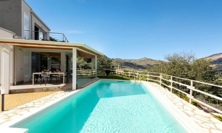 Serene Sea & Mountain Vistas