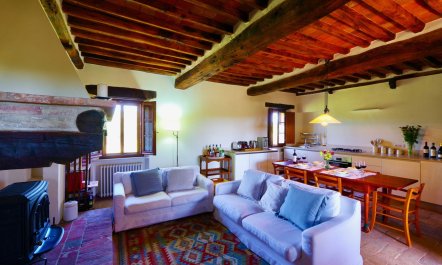 Charming Crimson Haven 6