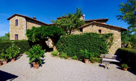 Charming Crimson Haven 1