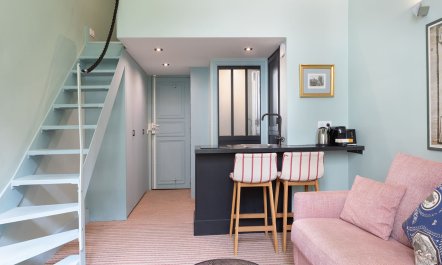 Leafy Parisian Residence 1