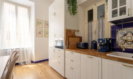 Florentine Chandeliers 0