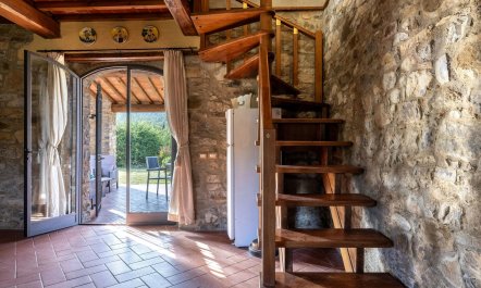 Timeless Tuscan Cottage 4