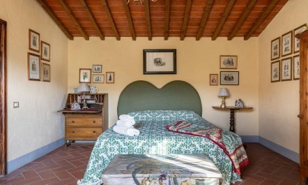 Timeless Tuscan Cottage 5