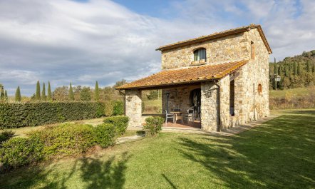Timeless Tuscan Cottage 1