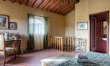 Timeless Tuscan Cottage 6