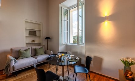 Lake View Residence 2