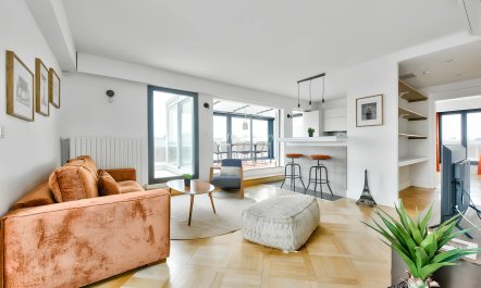 The Elegant Residence 4