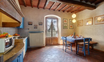 A Tuscan Secret 7