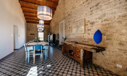 Vibrant Sicilian Beauty 8