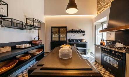 Vibrant Sicilian Beauty 4