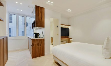 Marble & Mouldings 3